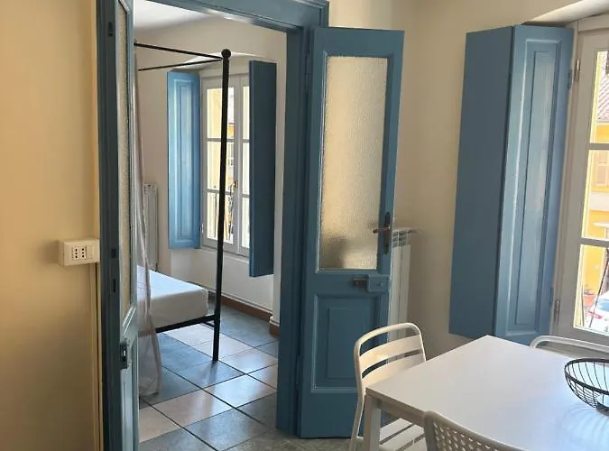 Feel - Porta Nuova *